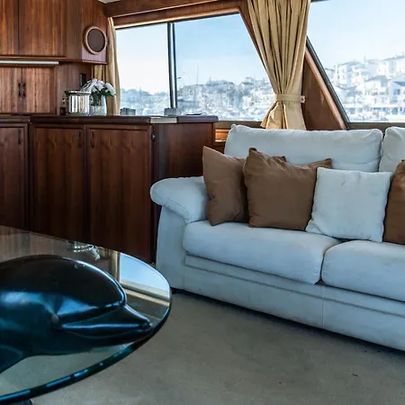 Πλωτό κατάλυμα Yacht Our Alissa